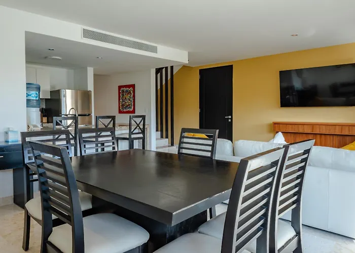 Elements Penthouse 14 Apartment